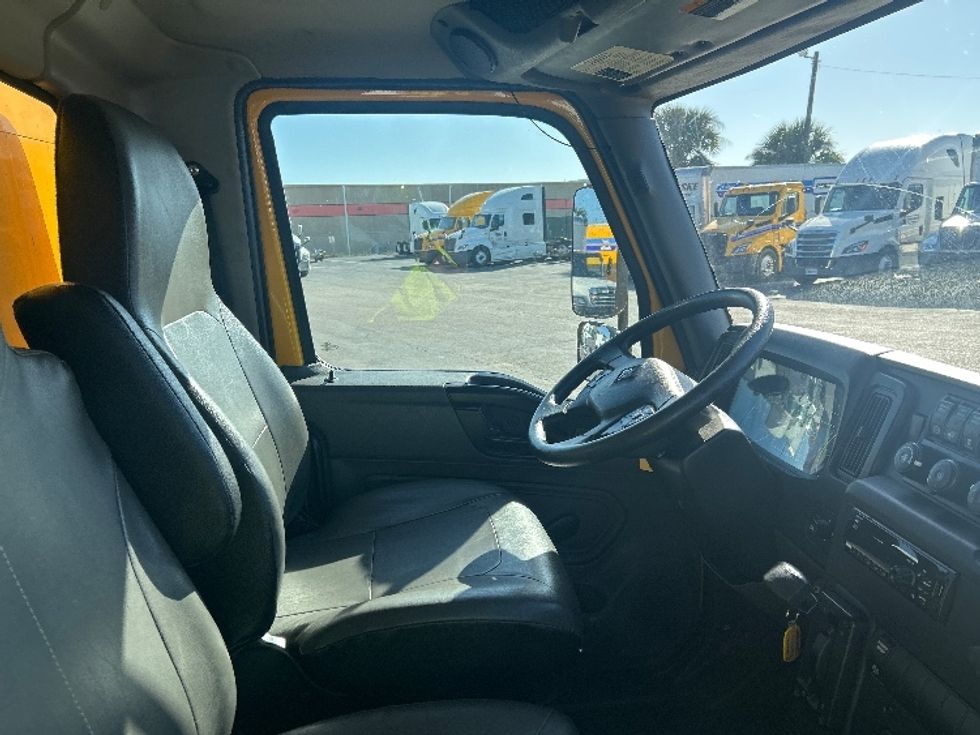 Medium Duty Box Truck-Light and Medium Duty Trucks-International-2021-MV607-Orlando-FL-159,970\n\t\tmiles-$ 48,000 - Image 22