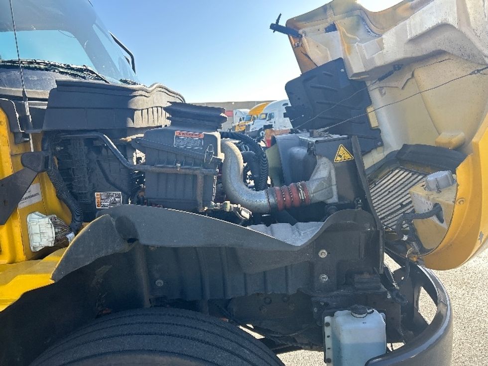 Medium Duty Box Truck-Light and Medium Duty Trucks-International-2021-MV607-Orlando-FL-159,970\n\t\tmiles-$ 48,000 - Image 23