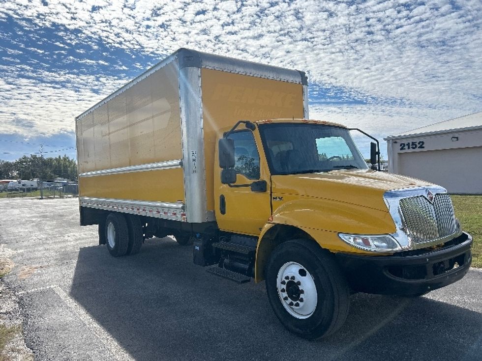 Medium Duty Box Truck-Light and Medium Duty Trucks-International-2021-MV607-Orlando-FL-172,377\n\t\tmiles-$ 40,000 - Image 1