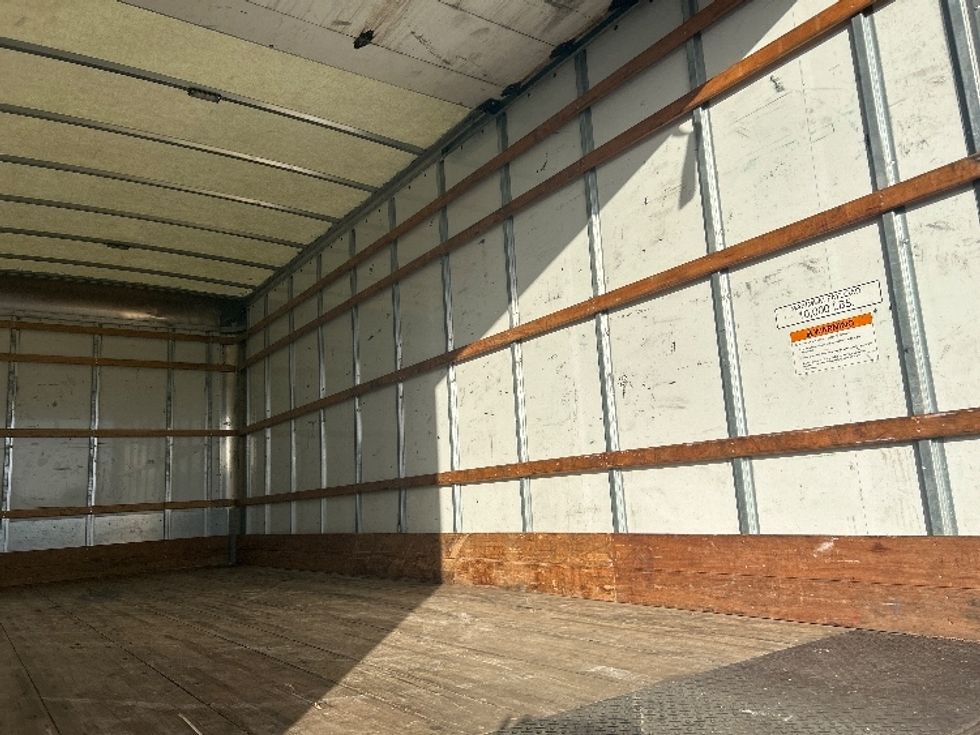 Medium Duty Box Truck-Light and Medium Duty Trucks-International-2021-MV607-Orlando-FL-172,377\n\t\tmiles-$ 40,000 - Image 12