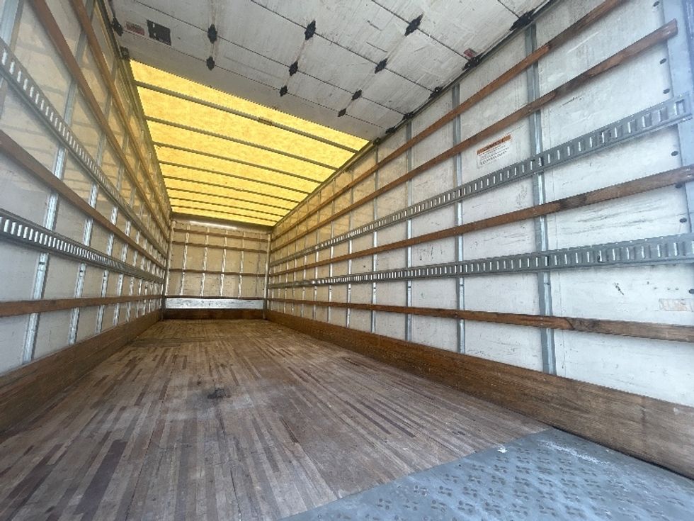 Medium Duty Box Truck-Light and Medium Duty Trucks-International-2021-MV607-Orlando-FL-194,794\n\t\tmiles-$ 54,750 - Image 12