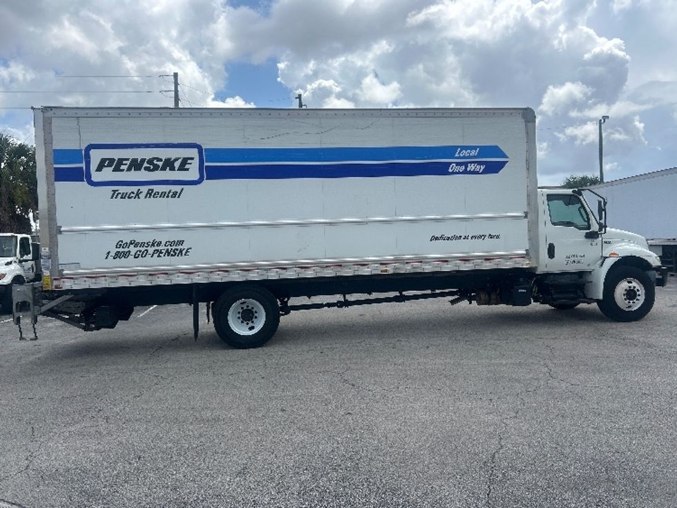 Medium Duty Box Truck-Light and Medium Duty Trucks-International-2021-MV607-Orlando-FL-194,794\n\t\tmiles-$ 54,750 - Image 15