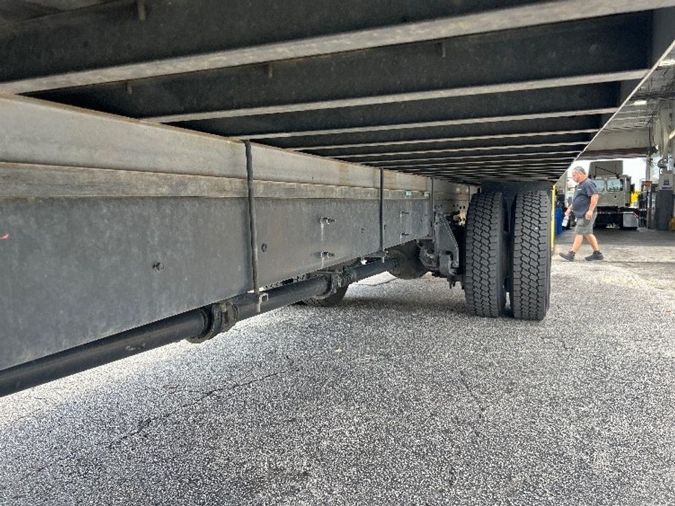 Medium Duty Box Truck-Light and Medium Duty Trucks-International-2021-MV607-Orlando-FL-205,426\n\t\tmiles-$ 51,000 - Image 5