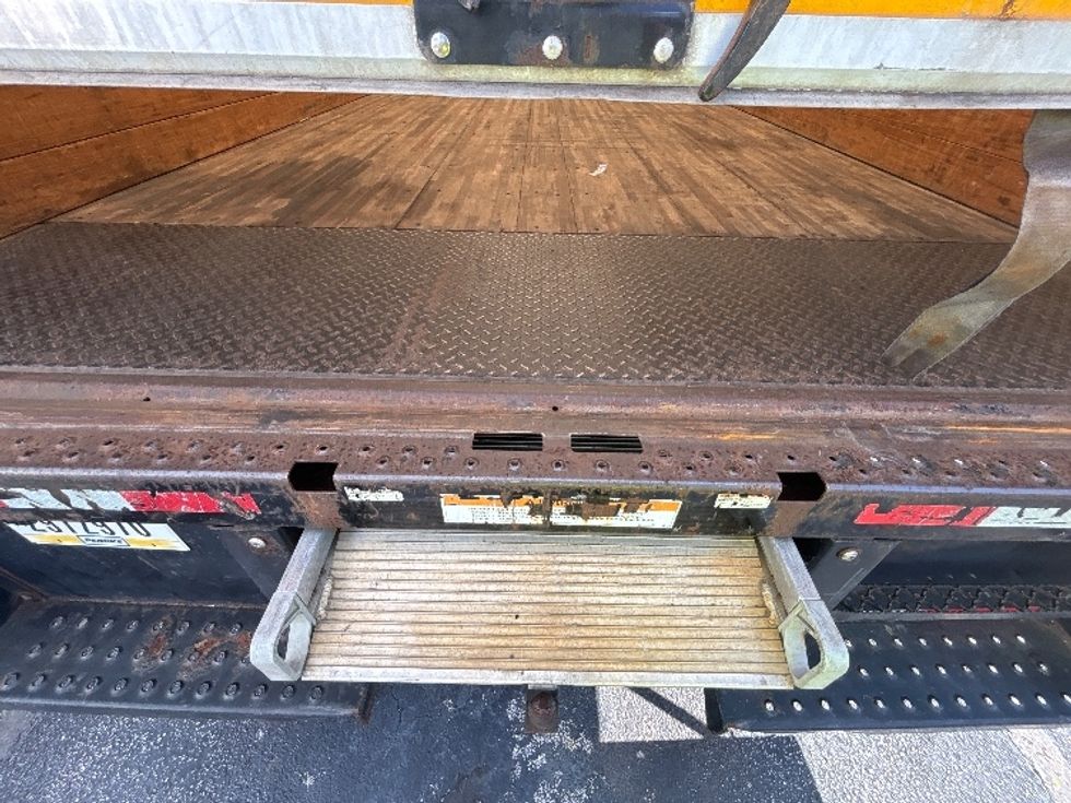 Medium Duty Box Truck-Light and Medium Duty Trucks-International-2021-MV607-Orlando-FL-217,250\n\t\tmiles-$ 39,750 - Image 10