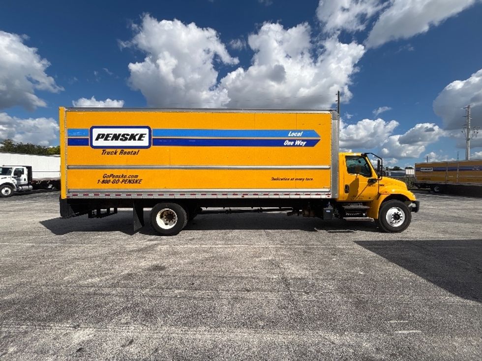 Medium Duty Box Truck-Light and Medium Duty Trucks-International-2021-MV607-Orlando-FL-217,250\n\t\tmiles-$ 39,750 - Image 15