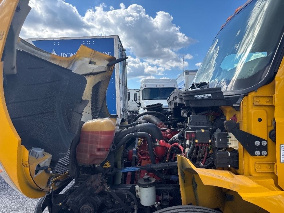 Medium Duty Box Truck-Light and Medium Duty Trucks-International-2021-MV607-Orlando-FL-217,250\n\t\tmiles-$ 39,750 - Image 24