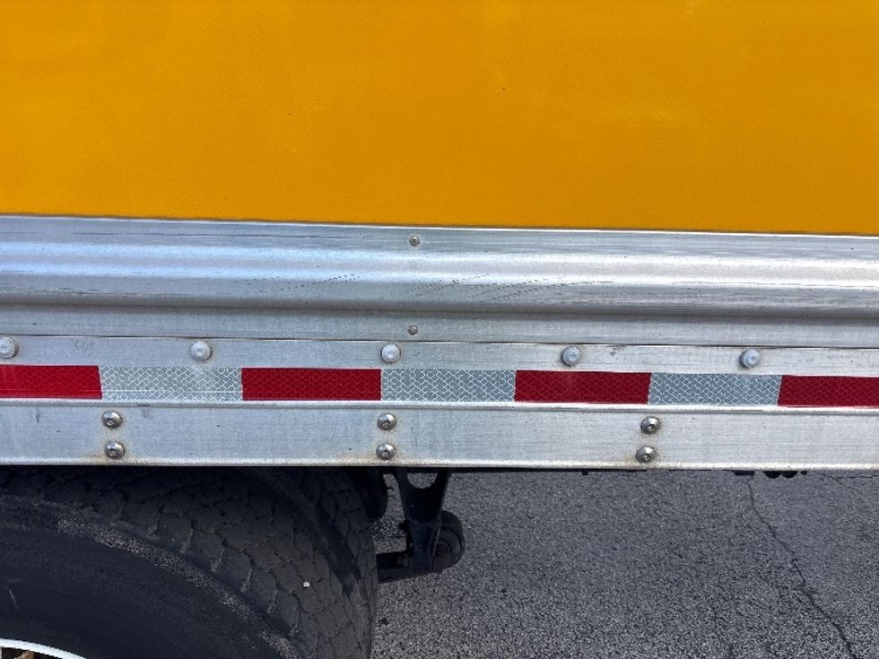 Medium Duty Box Truck-Light and Medium Duty Trucks-International-2021-MV607-Orlando-FL-217,250\n\t\tmiles-$ 39,750 - Image 27