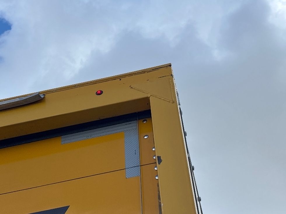 Medium Duty Box Truck-Light and Medium Duty Trucks-International-2021-MV607-Orlando-FL-217,250\n\t\tmiles-$ 39,750 - Image 28