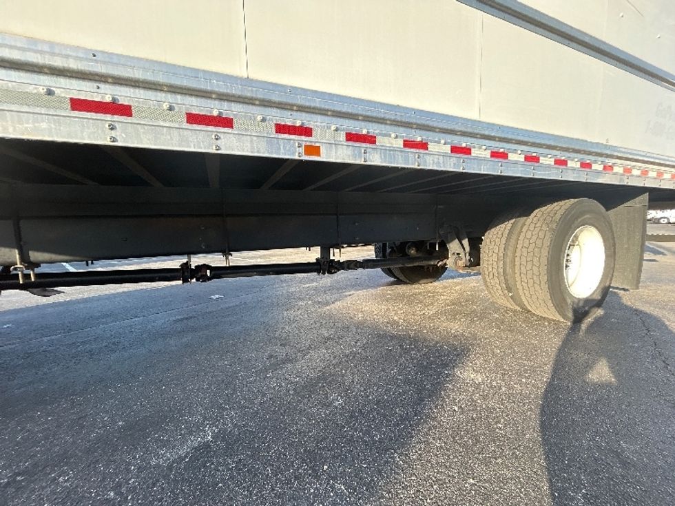 Medium Duty Box Truck-Light and Medium Duty Trucks-International-2021-MV607-Orlando-FL-230,310\n\t\tmiles-$ 46,000 - Image 5