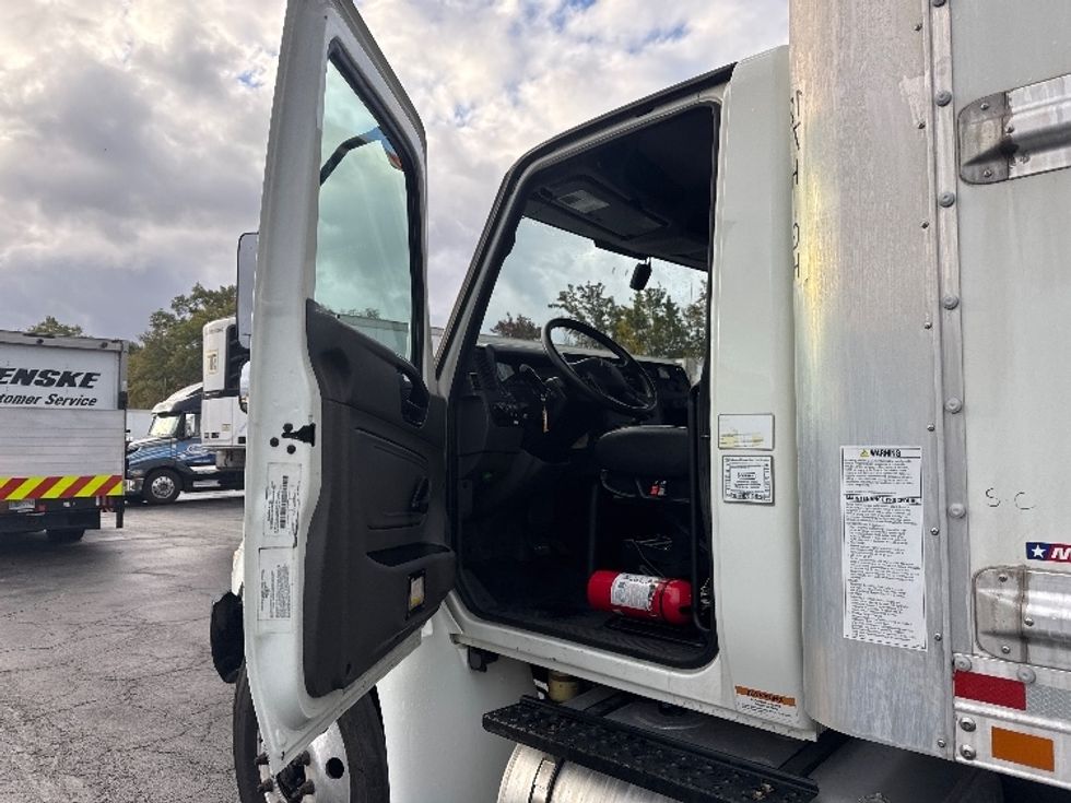 Medium Duty Box Truck-Light and Medium Duty Trucks-International-2021-MV607-Parsippany-NJ-250,260\n\t\tmiles-$ 39,000 - Image 16