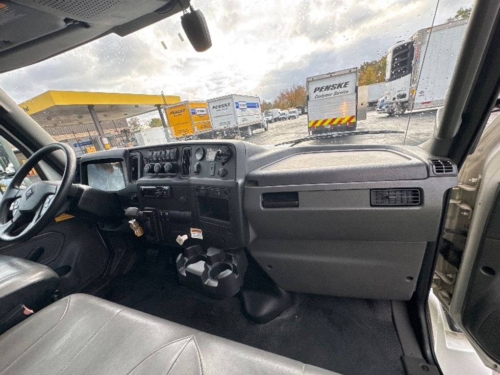 Medium Duty Box Truck-Light and Medium Duty Trucks-International-2021-MV607-Parsippany-NJ-250,260\n\t\tmiles-$ 39,000 - Image 21