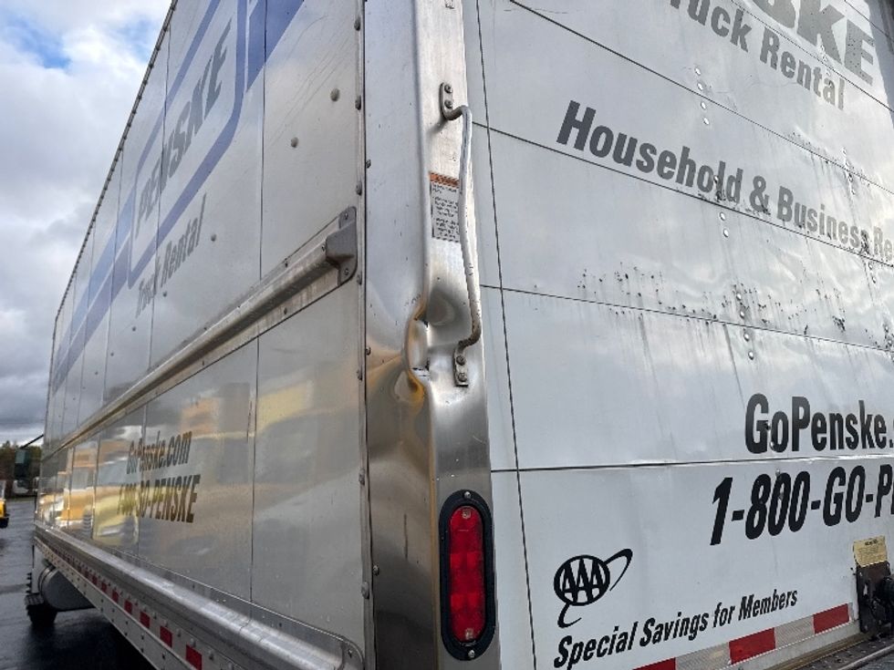 Medium Duty Box Truck-Light and Medium Duty Trucks-International-2021-MV607-Parsippany-NJ-250,260\n\t\tmiles-$ 39,000 - Image 26