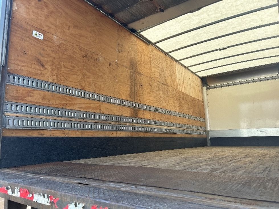 Medium Duty Box Truck-Light and Medium Duty Trucks-International-2021-MV607-Parsippany-NJ-315,698\n\t\tmiles-$ 22,500 - Image 11