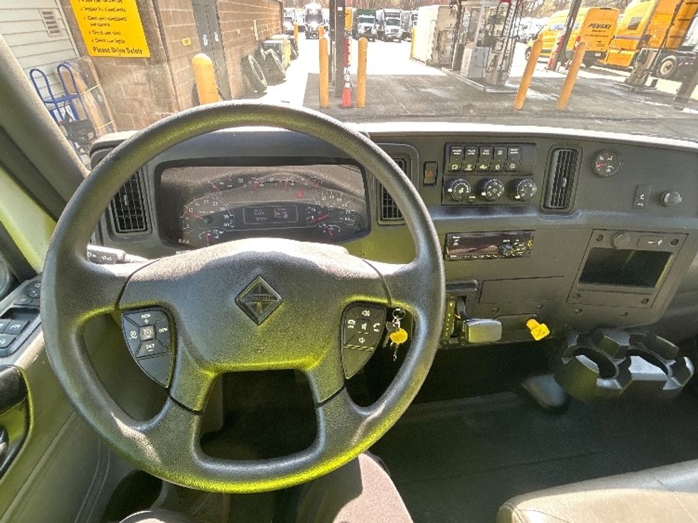 Medium Duty Box Truck-Light and Medium Duty Trucks-International-2021-MV607-Parsippany-NJ-315,698\n\t\tmiles-$ 22,500 - Image 18