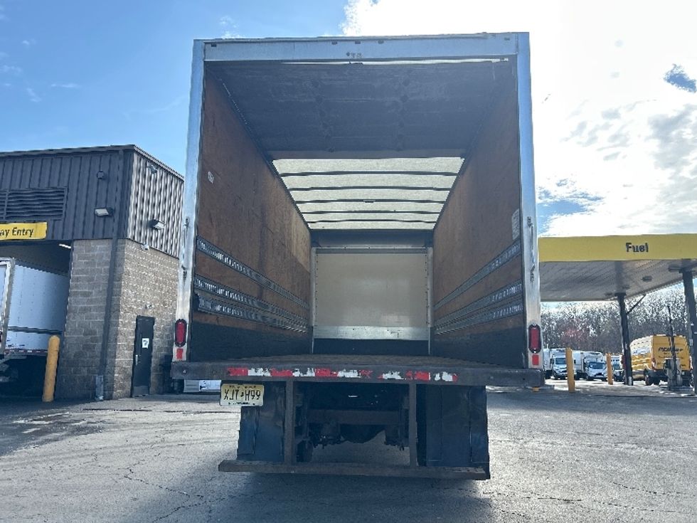 Medium Duty Box Truck-Light and Medium Duty Trucks-International-2021-MV607-Parsippany-NJ-315,698\n\t\tmiles-$ 22,500 - Image 26