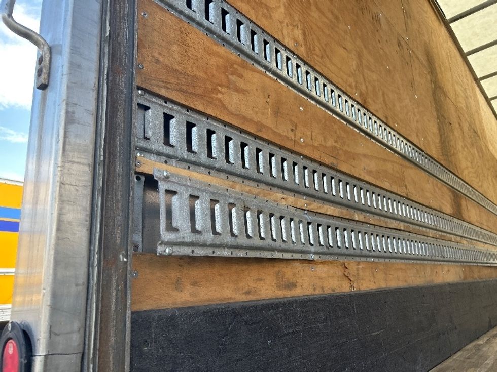 Medium Duty Box Truck-Light and Medium Duty Trucks-International-2021-MV607-Parsippany-NJ-315,698\n\t\tmiles-$ 22,500 - Image 27