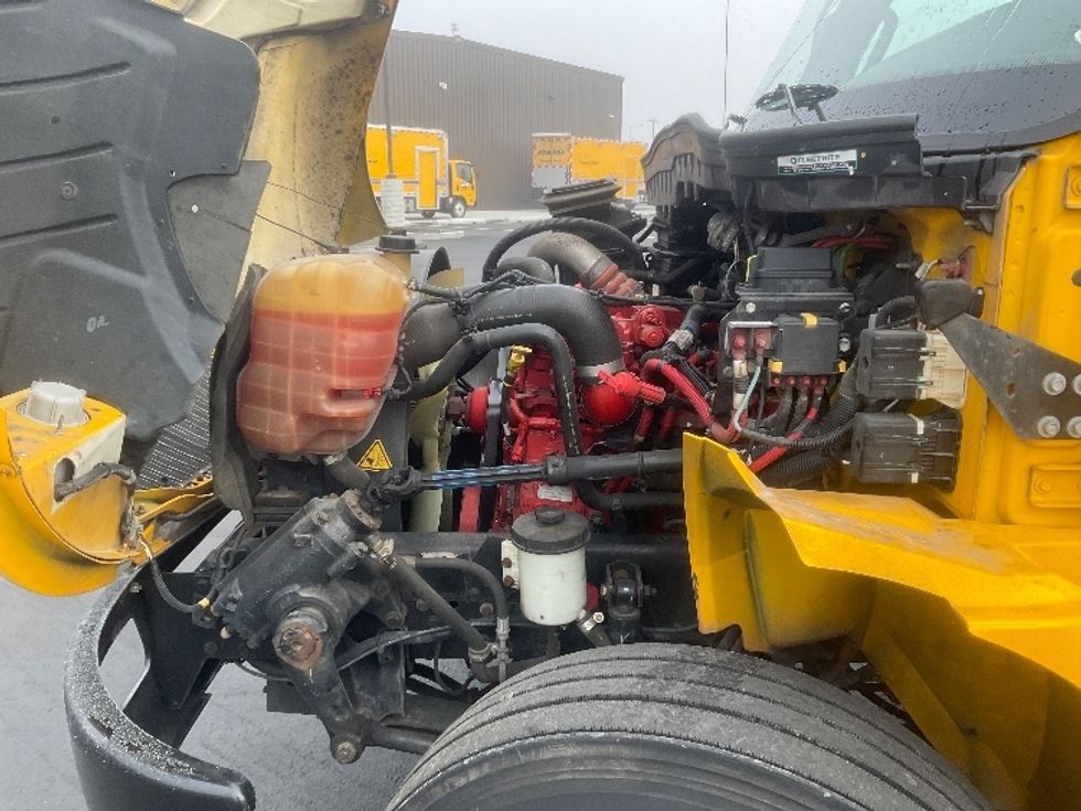 Medium Duty Box Truck-Light and Medium Duty Trucks-International-2021-MV607-Pasco-WA-208,918\n\t\tmiles-$ 41,000 - Image 24