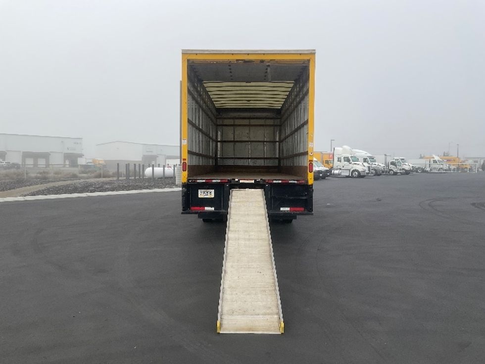 Medium Duty Box Truck-Light and Medium Duty Trucks-International-2021-MV607-Pasco-WA-208,918\n\t\tmiles-$ 41,000 - Image 9