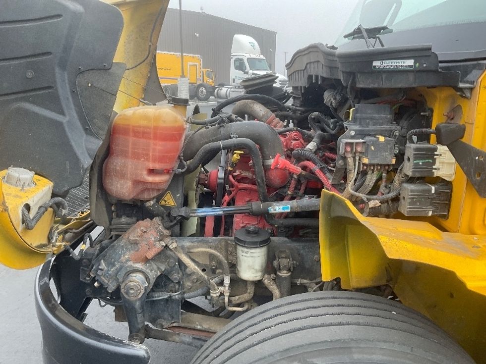 Medium Duty Box Truck-Light and Medium Duty Trucks-International-2021-MV607-Pasco-WA-217,756\n\t\tmiles-$ 39,750 - Image 24