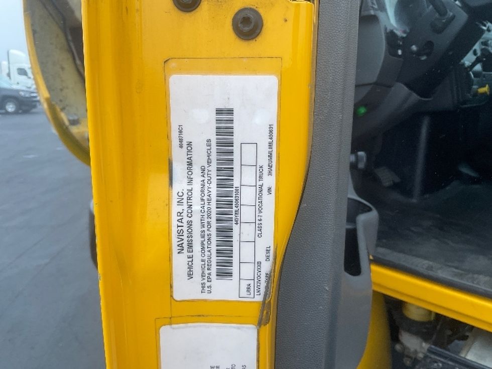 Medium Duty Box Truck-Light and Medium Duty Trucks-International-2021-MV607-Pasco-WA-217,756\n\t\tmiles-$ 39,750 - Image 26