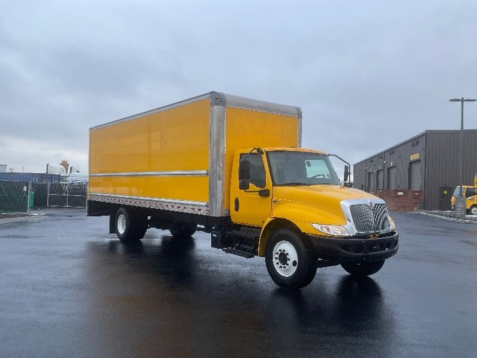 Medium Duty Box Truck-Light and Medium Duty Trucks-International-2021-MV607-Pasco-WA-225,617\n\t\tmiles-$ 38,500 - Image 1