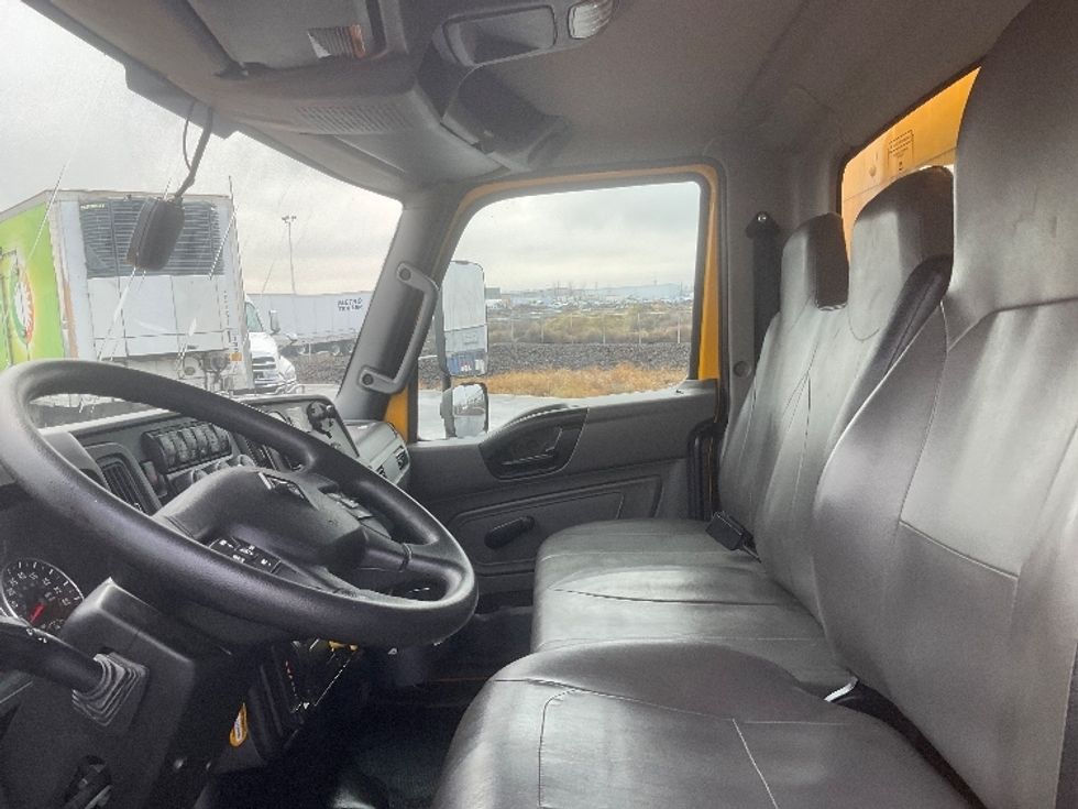 Medium Duty Box Truck-Light and Medium Duty Trucks-International-2021-MV607-Pasco-WA-225,617\n\t\tmiles-$ 38,500 - Image 19