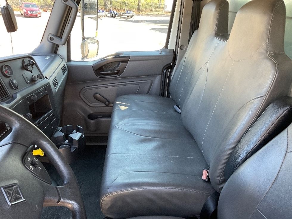 Medium Duty Box Truck-Light and Medium Duty Trucks-International-2021-MV607-Pelahatchie-MS-230,378\n\t\tmiles-$ 50,000 - Image 19