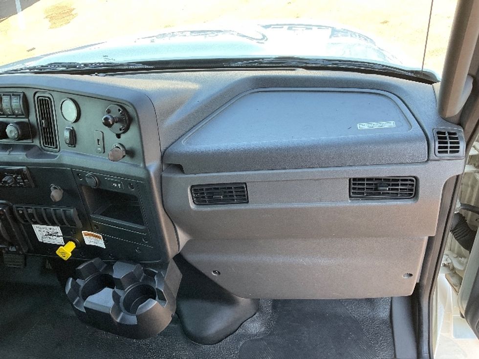 Medium Duty Box Truck-Light and Medium Duty Trucks-International-2021-MV607-Pelahatchie-MS-230,378\n\t\tmiles-$ 50,000 - Image 21