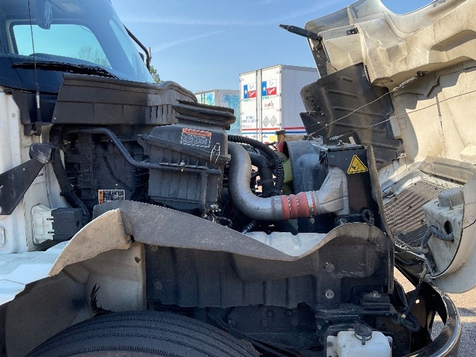 Medium Duty Box Truck-Light and Medium Duty Trucks-International-2021-MV607-Pelahatchie-MS-230,378\n\t\tmiles-$ 50,000 - Image 23