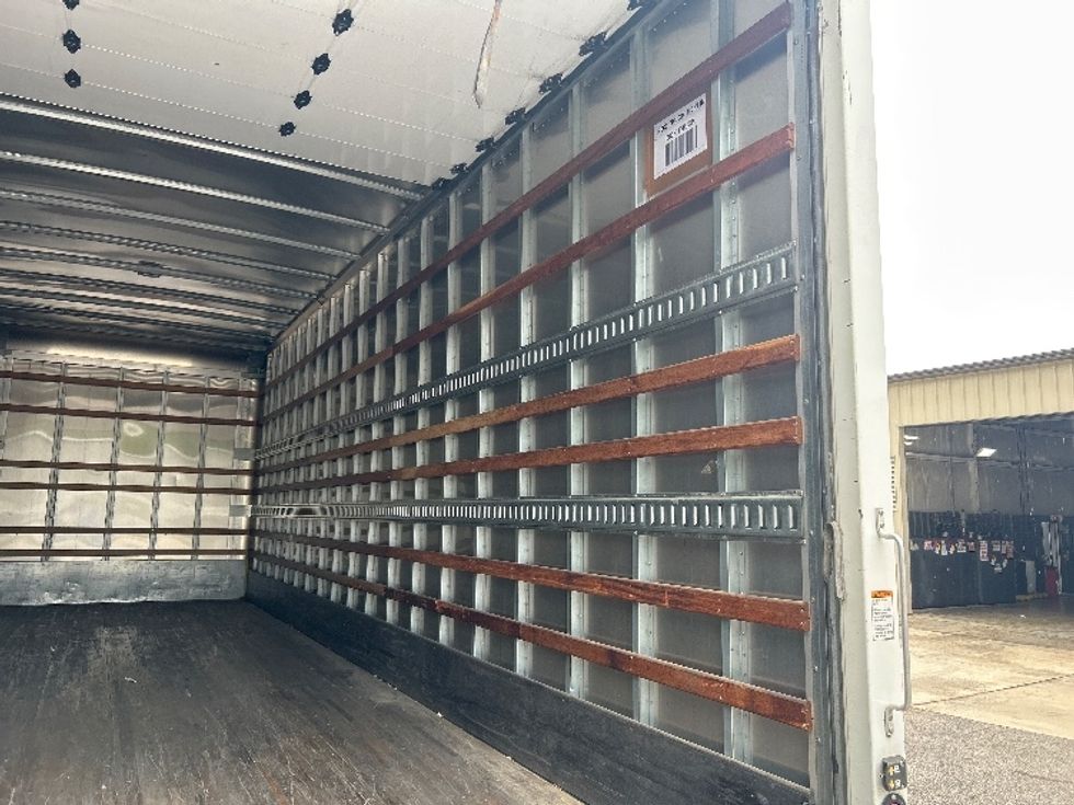 Medium Duty Box Truck-Light and Medium Duty Trucks-International-2021-MV607-Pell City-AL-60,436\n\t\tmiles-$ 78,750 - Image 12