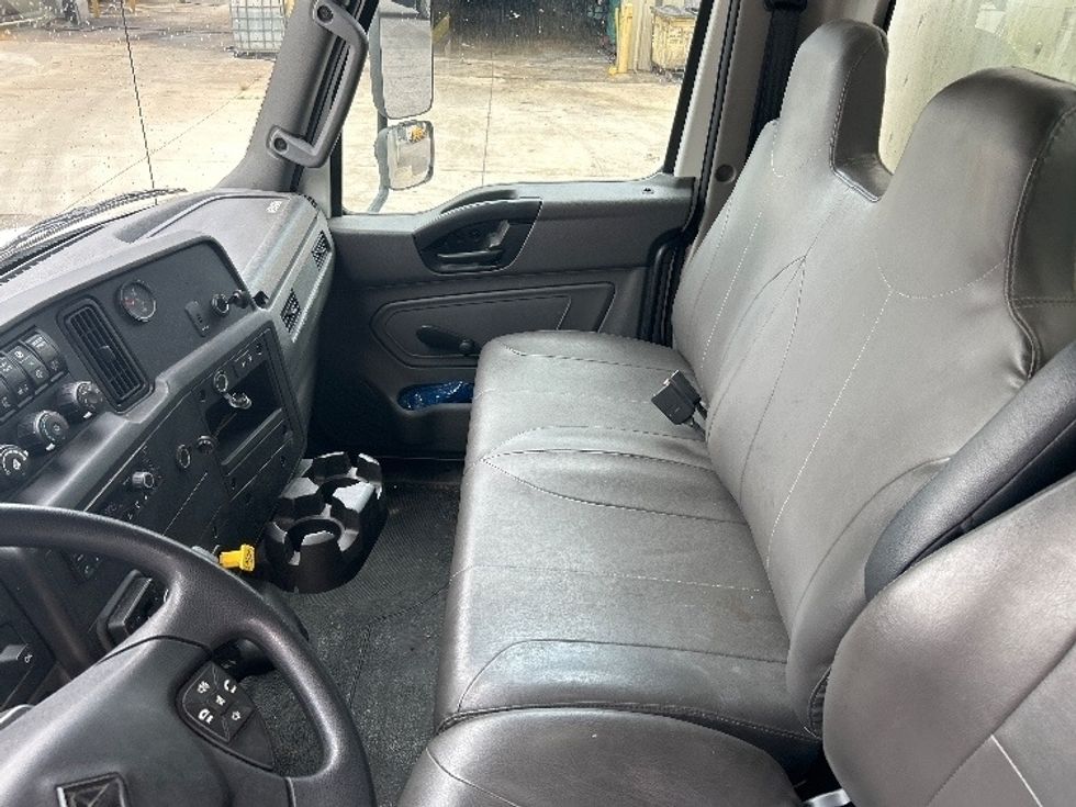 Medium Duty Box Truck-Light and Medium Duty Trucks-International-2021-MV607-Pell City-AL-60,436\n\t\tmiles-$ 78,750 - Image 19