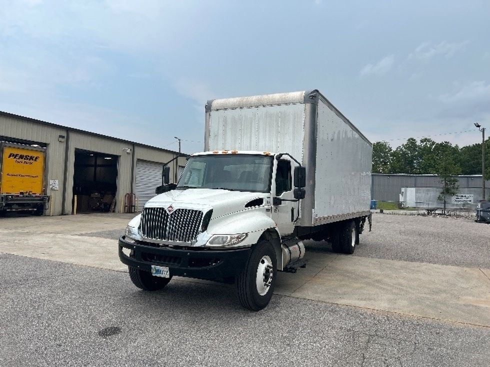 Medium Duty Box Truck-Light and Medium Duty Trucks-International-2021-MV607-Pell City-AL-60,436\n\t\tmiles-$ 78,750 - Image 3