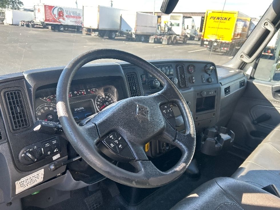Medium Duty Box Truck-Light and Medium Duty Trucks-International-2021-MV607-Pennsauken-NJ-213,241\n\t\tmiles-$ 44,500 - Image 17