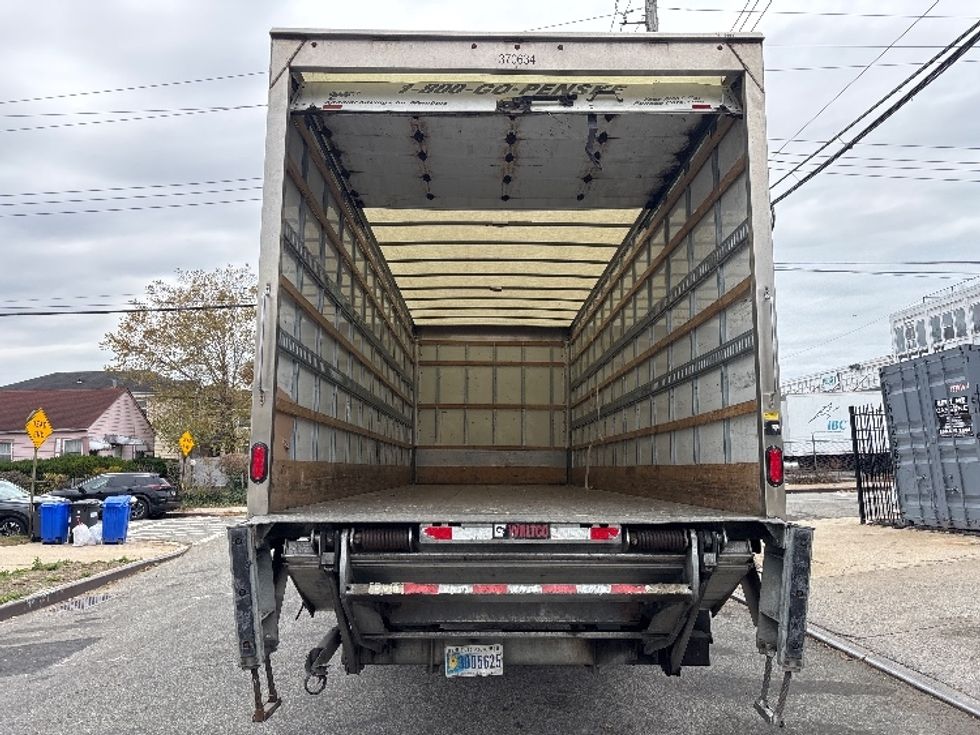 Medium Duty Box Truck-Light and Medium Duty Trucks-International-2021-MV607-Pennsauken-NJ-214,156\n\t\tmiles-$ 44,250 - Image 8