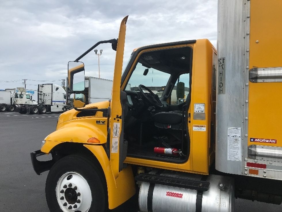 Medium Duty Box Truck-Light and Medium Duty Trucks-International-2021-MV607-Pennsauken-NJ-245,524\n\t\tmiles-$ 30,750 - Image 16