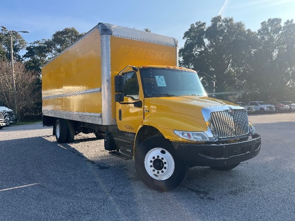 Medium Duty Box Truck-Light and Medium Duty Trucks-International-2021-MV607-Pensacola-FL-165,456\n\t\tmiles-$ 47,250 - Image 1