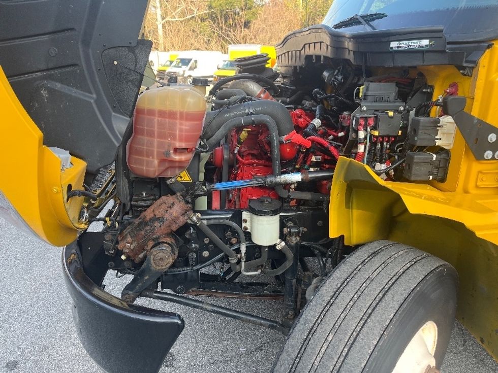 Medium Duty Box Truck-Light and Medium Duty Trucks-International-2021-MV607-Pensacola-FL-165,456\n\t\tmiles-$ 47,250 - Image 24