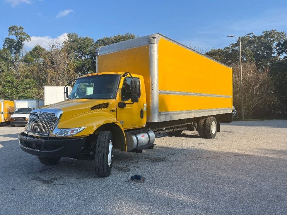 Medium Duty Box Truck-Light and Medium Duty Trucks-International-2021-MV607-Pensacola-FL-165,456\n\t\tmiles-$ 47,250 - Image 3
