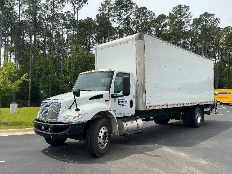 Medium Duty Box Truck-Light and Medium Duty Trucks-International-2021-MV607-Pensacola-FL-170,989\n\t\tmiles-$ 61,250 - Image 3