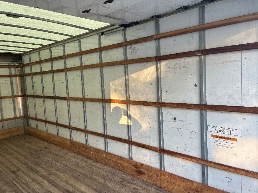 Medium Duty Box Truck-Light and Medium Duty Trucks-International-2021-MV607-Pensacola-FL-180,090\n\t\tmiles-$ 39,000 - Image 12