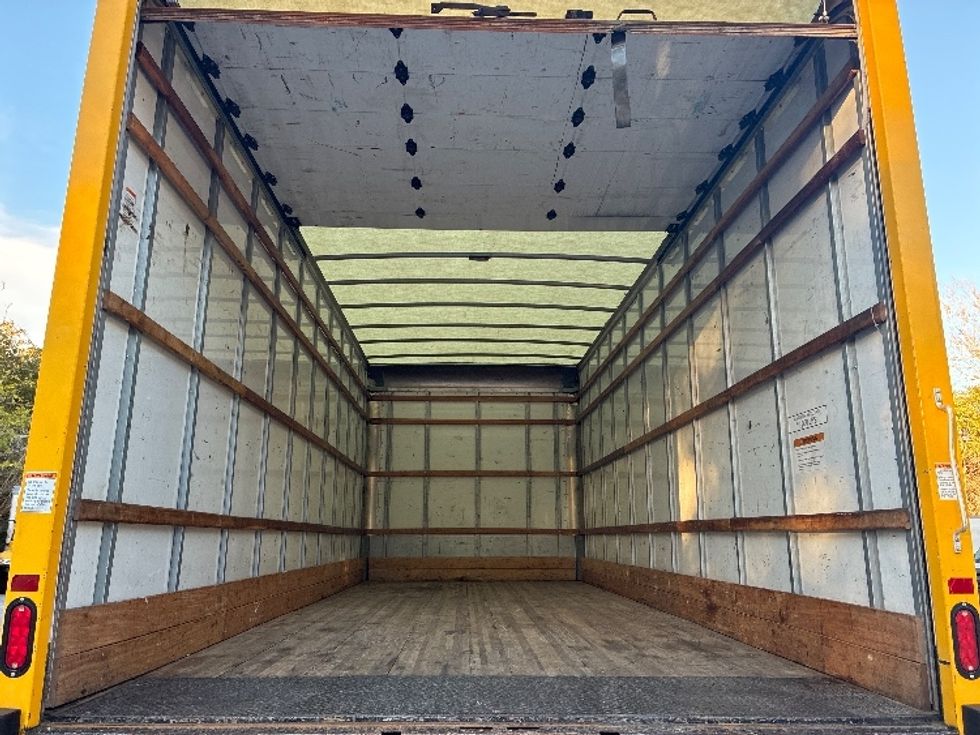 Medium Duty Box Truck-Light and Medium Duty Trucks-International-2021-MV607-Pensacola-FL-180,090\n\t\tmiles-$ 39,000 - Image 8