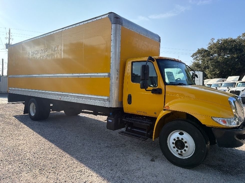 Medium Duty Box Truck-Light and Medium Duty Trucks-International-2021-MV607-Pensacola-FL-182,372\n\t\tmiles-$ 44,750 - Image 1