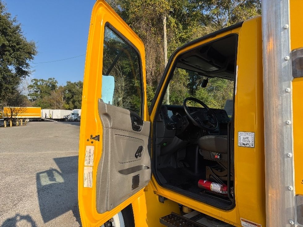 Medium Duty Box Truck-Light and Medium Duty Trucks-International-2021-MV607-Pensacola-FL-182,372\n\t\tmiles-$ 44,750 - Image 16