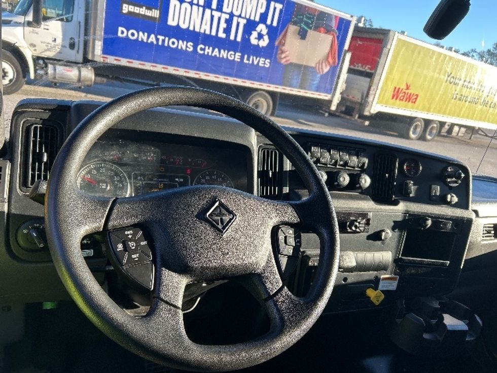 Medium Duty Box Truck-Light and Medium Duty Trucks-International-2021-MV607-Pensacola-FL-182,445\n\t\tmiles-$ 41,250 - Image 18