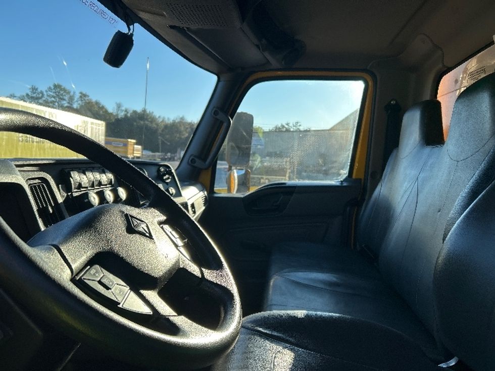 Medium Duty Box Truck-Light and Medium Duty Trucks-International-2021-MV607-Pensacola-FL-182,445\n\t\tmiles-$ 41,250 - Image 19