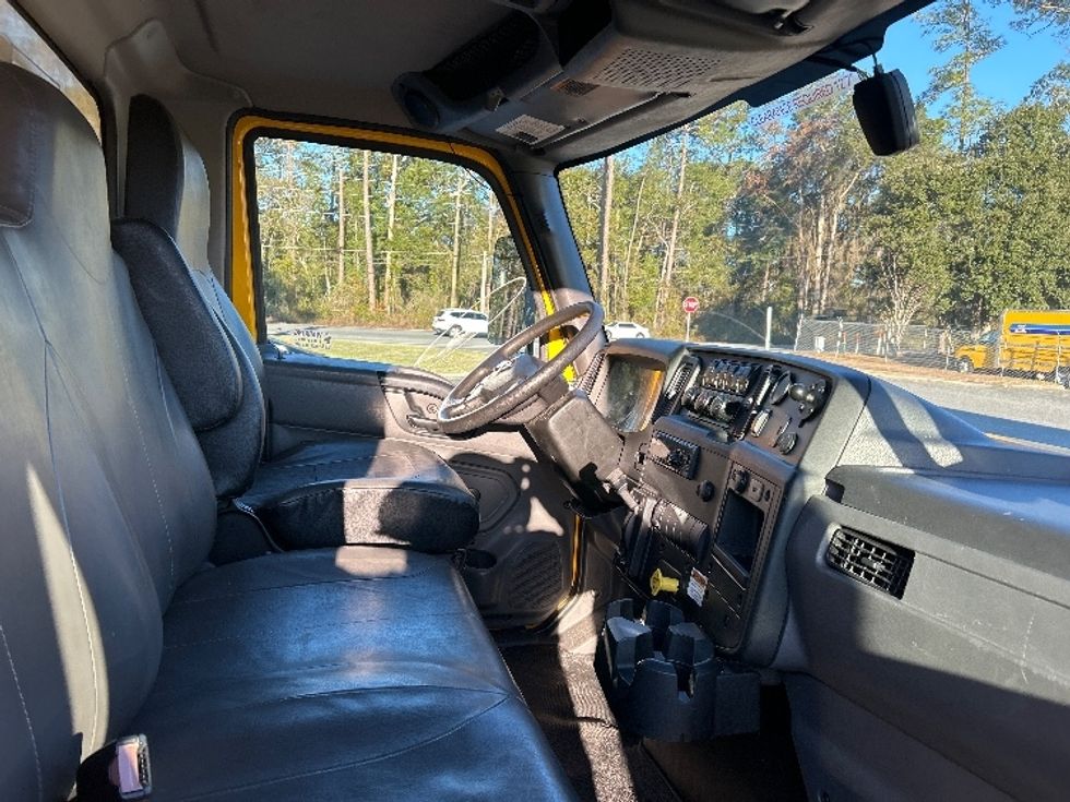 Medium Duty Box Truck-Light and Medium Duty Trucks-International-2021-MV607-Pensacola-FL-182,445\n\t\tmiles-$ 41,250 - Image 22