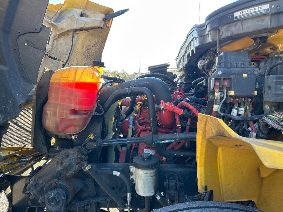 Medium Duty Box Truck-Light and Medium Duty Trucks-International-2021-MV607-Pensacola-FL-182,445\n\t\tmiles-$ 41,250 - Image 24