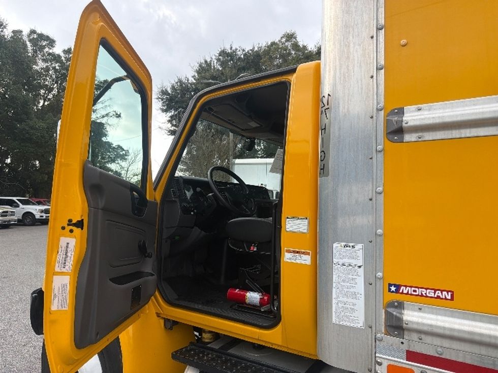 Medium Duty Box Truck-Light and Medium Duty Trucks-International-2021-MV607-Pensacola-FL-193,189\n\t\tmiles-$ 43,250 - Image 16