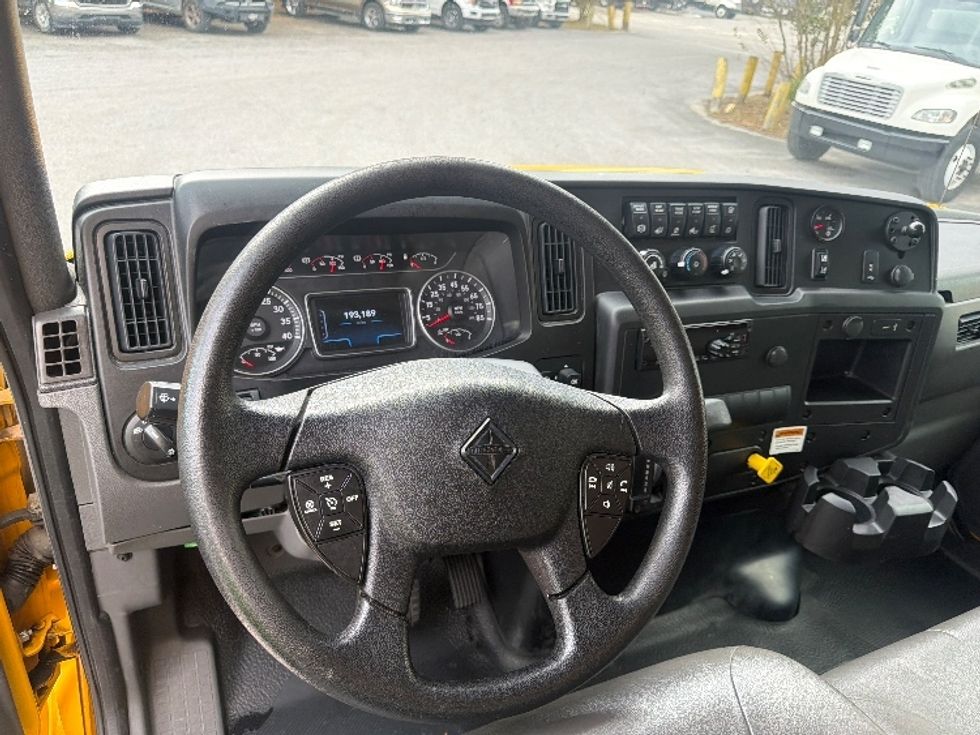 Medium Duty Box Truck-Light and Medium Duty Trucks-International-2021-MV607-Pensacola-FL-193,189\n\t\tmiles-$ 43,250 - Image 17