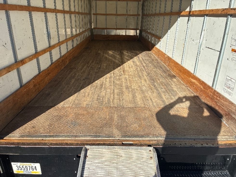 Medium Duty Box Truck-Light and Medium Duty Trucks-International-2021-MV607-Pensacola-FL-195,163\n\t\tmiles-$ 43,000 - Image 10